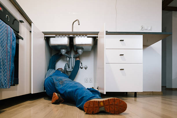 Professional Leak Detection technician working in Arcola, IN
